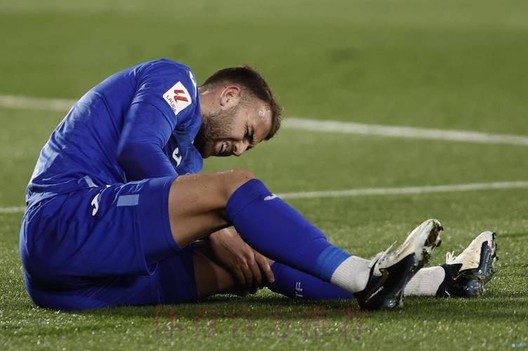 阿斯报：齐达内在去年夏天曾想留下马约拉尔